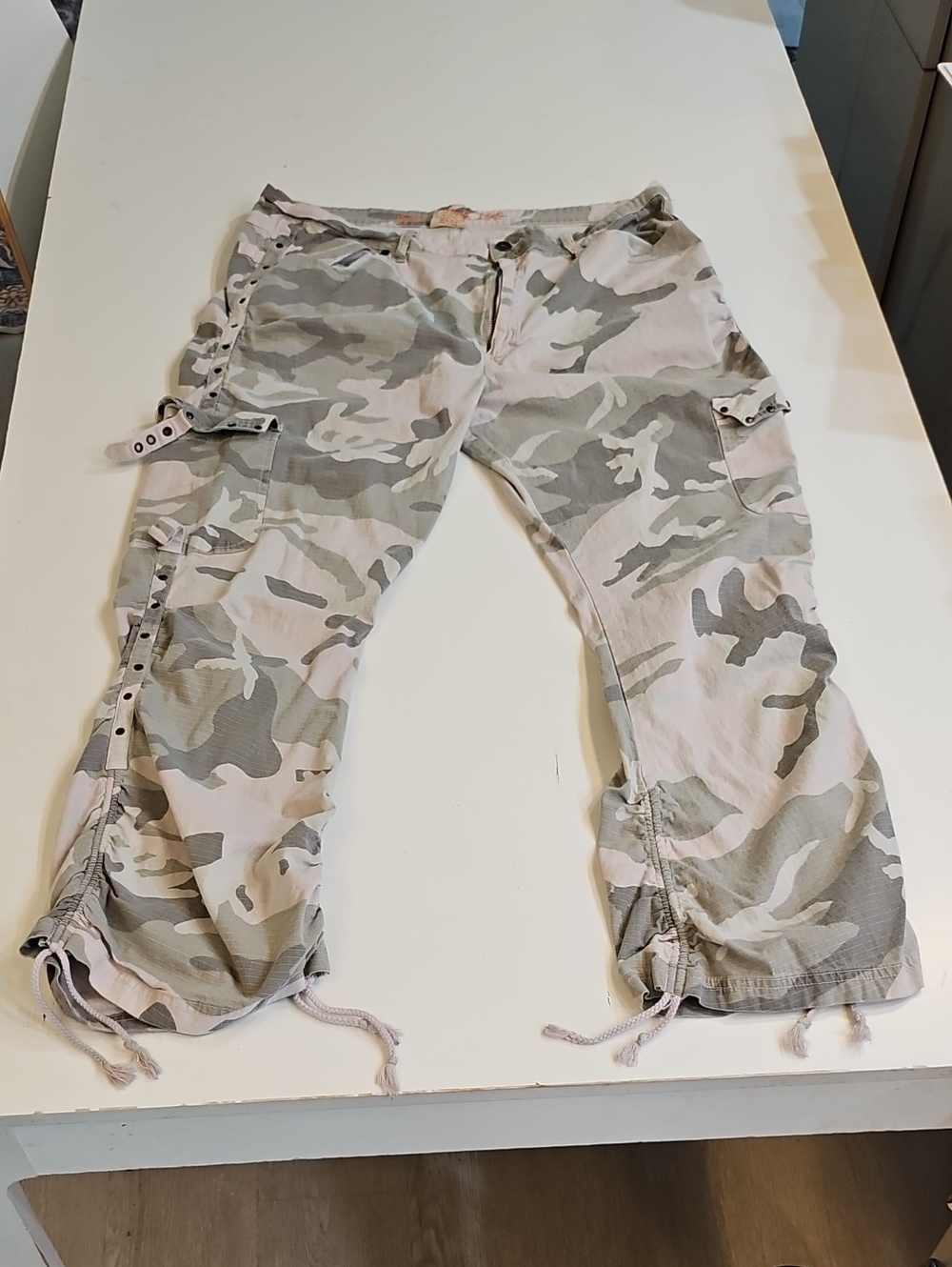 21/22 Women's Pink Camo Pants